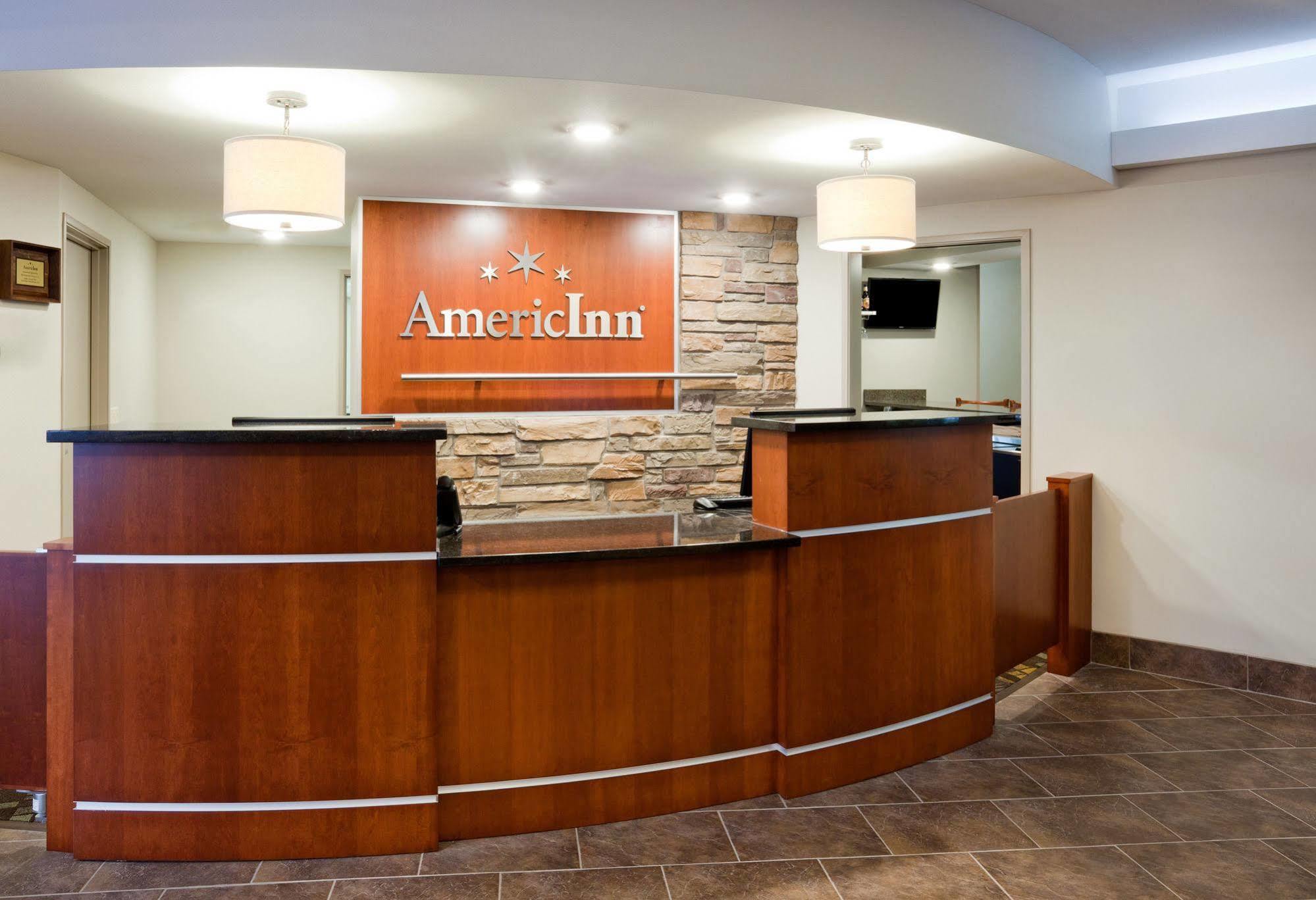 Americinn By Wyndham Hartford Sd Eksteriør billede